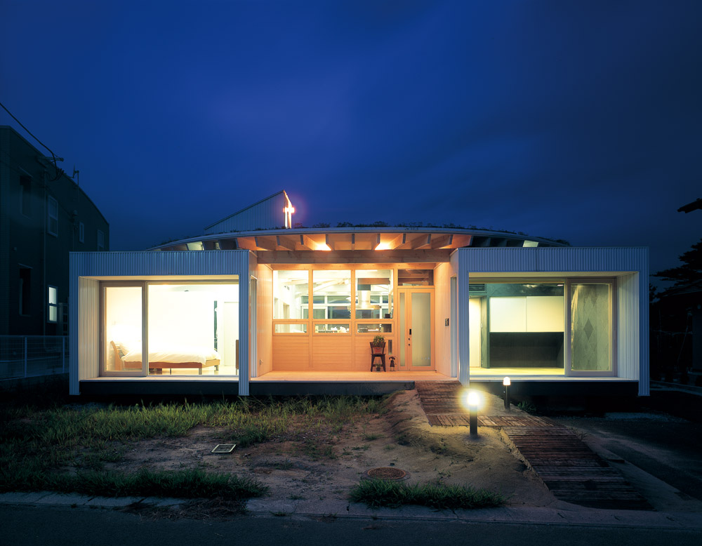 円盤の屋根