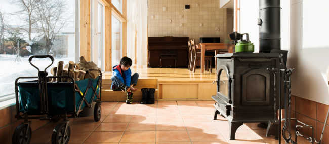 玄関に薪ストーブ