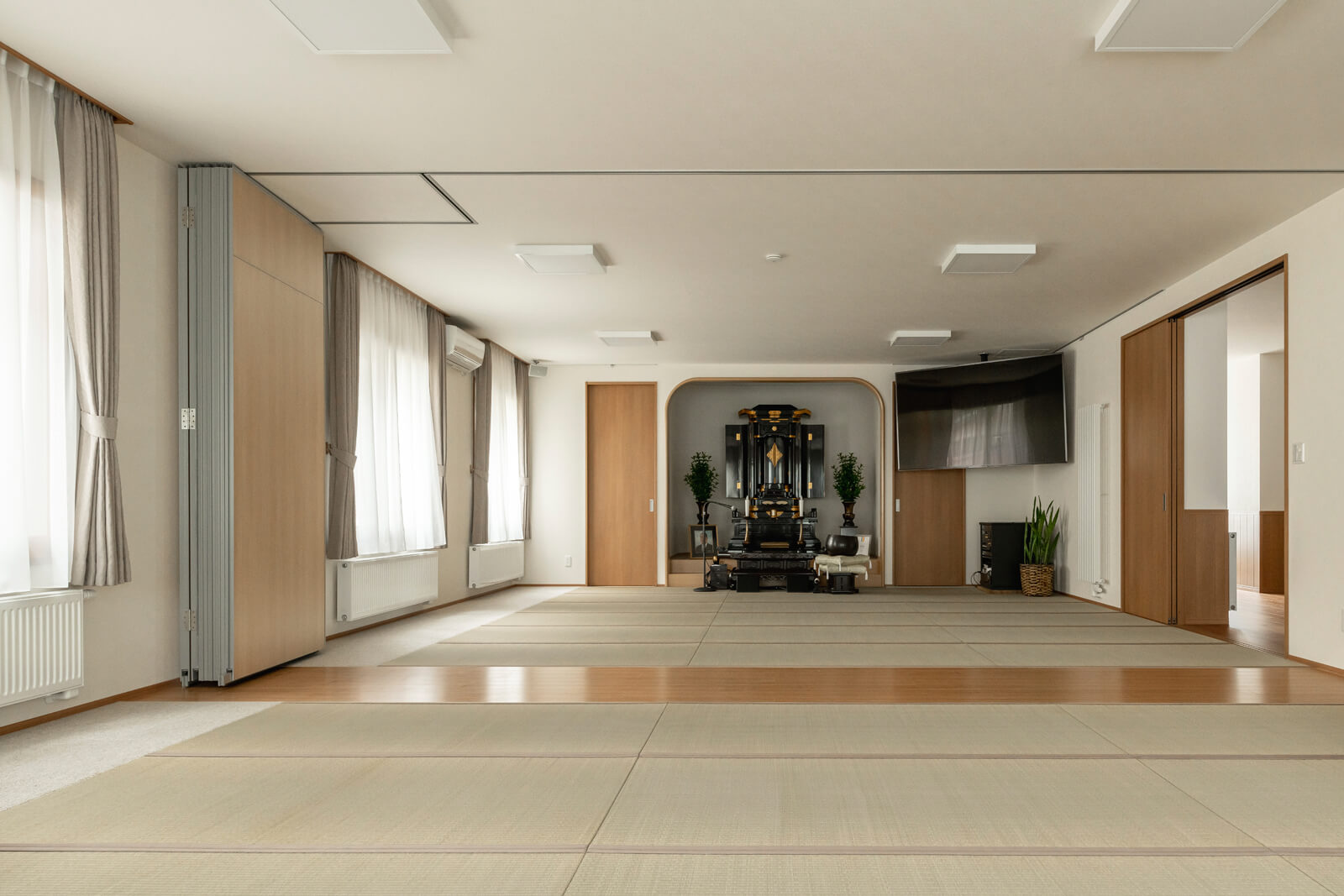 Mさんご夫妻が希望した柱のない40畳の和室。コンクリート住宅でしか実現できない大空間となっている