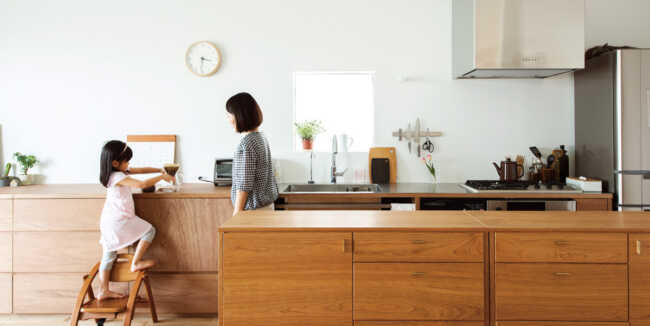 違いは何？壁付け・対面式キッチンのメリット・デメリットとは