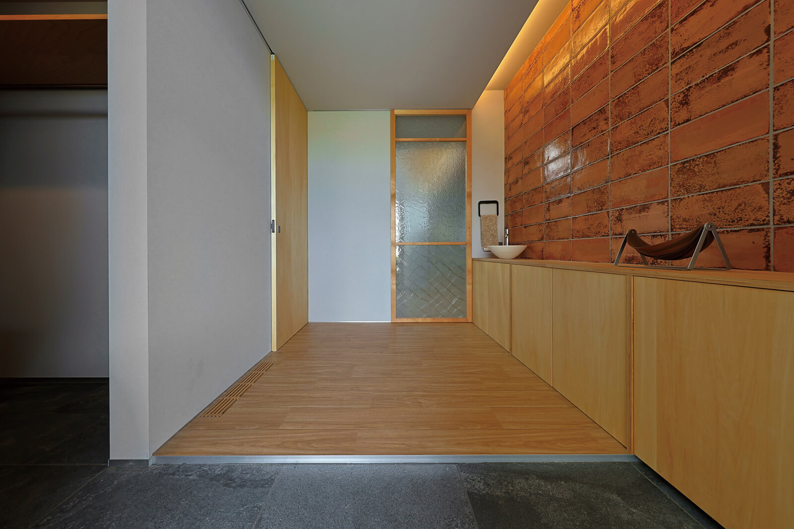 ワンちゃんとの共生を踏まえて設計した広い玄関